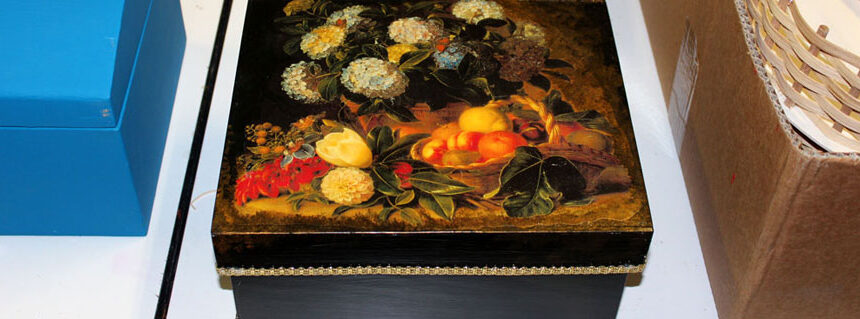 Laboratorio di pittura e découpage